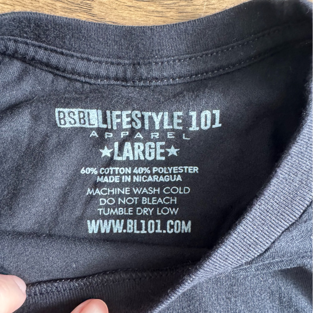 Men’s BL101 Filthy tee - Picture 2 of 2